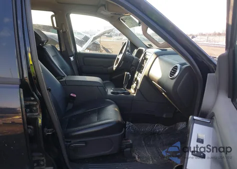 2007 Mercury Mountaineer z USA, uszkodzony, nr VIN 4M2EU47E97UJ00596